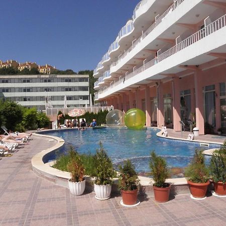 Hotel Fregata Кранево Экстерьер фото
