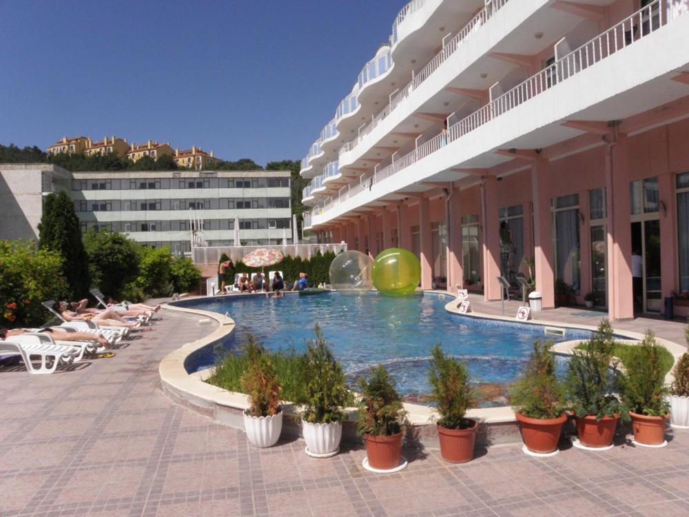 Hotel Fregata Кранево Экстерьер фото