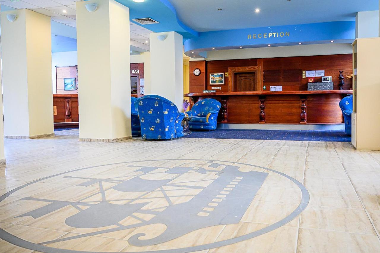 Hotel Fregata Кранево Экстерьер фото
