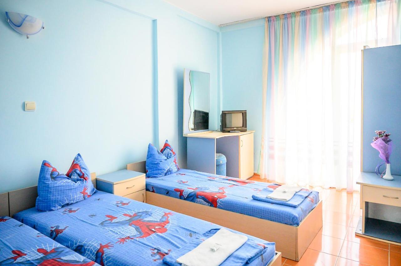 Hotel Fregata Кранево Экстерьер фото