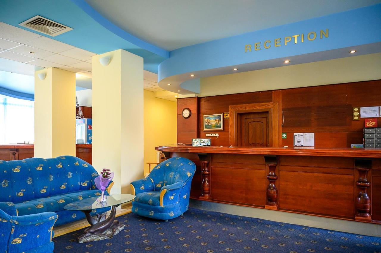 Hotel Fregata Кранево Экстерьер фото
